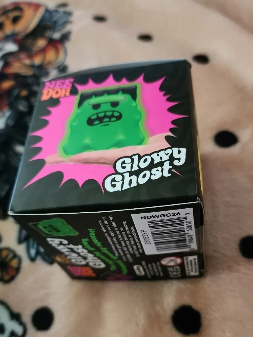 Needoh Glowy Ghost Vampire Glow-in-the-Dark Squishy - Green
